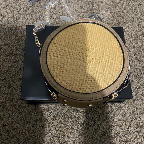 Handbag - Picture 4 of 4